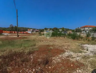 Građevinsko zemljište 341 m², Pula - projekt 4 stana - 3
