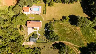 Imanje u Pićanu, bazen i potpuna privatnost - 3