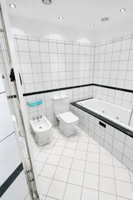 Stan 141 m², Zelengaj - dvoetažni, lođa i terasa - 17
