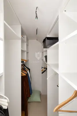 Stan 141 m², Zelengaj - dvoetažni, lođa i terasa - 21