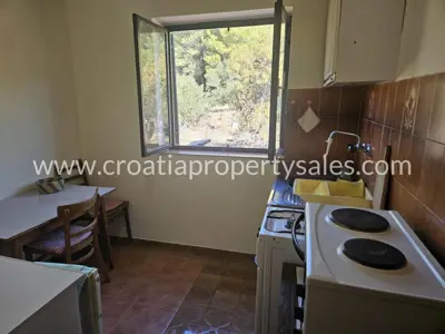 House 320 m², island Hvar - quiet location and yard - 11