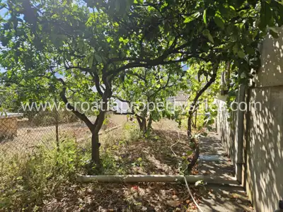 House 320 m², island Hvar - quiet location and yard - 17
