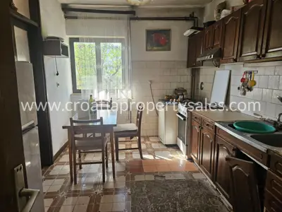 House 320 m², island Hvar - quiet location and yard - 13