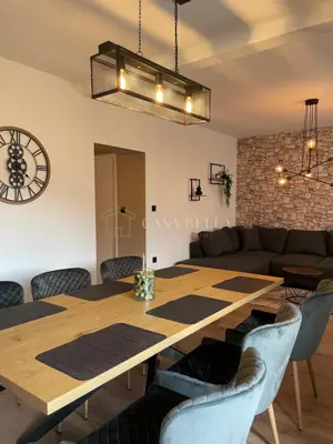 Škurinje – prostran dvosoban stan 75 m², balkon i natkrivena terasa - 6