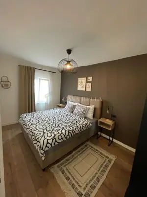 Škurinje – prostran dvosoban stan 75 m², balkon i natkrivena terasa - 13