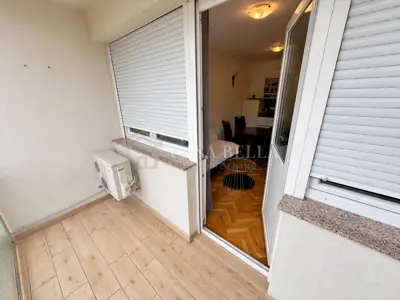 Stan 40,6 m², Turnić - južna orijentacija i lođa - 6