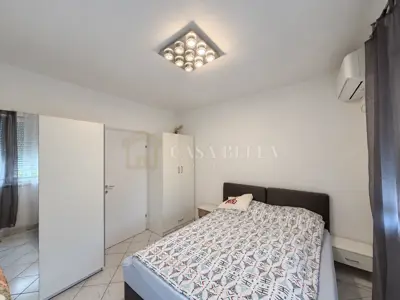 Stan 40,6 m², Turnić - južna orijentacija i lođa - 11