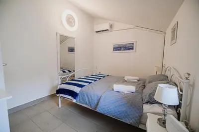Stone house 60 m², Umag - 20 m from the sea and promenade - 16