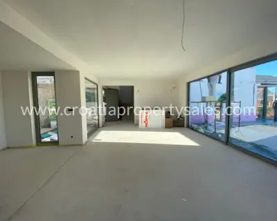 Villa 230 m², Insel Brač - Meerblick und Pool - 4