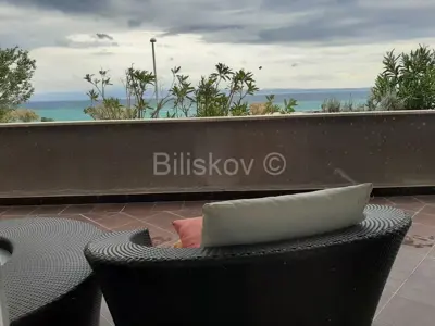 Stan 80 m², Žnjan, pogled na more i velika lođa - 11