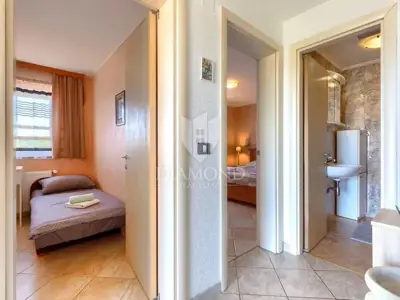 Umag, Umgebung! Wunderschönes Apartmenthaus mit Pool in Meeresnähe! - 11