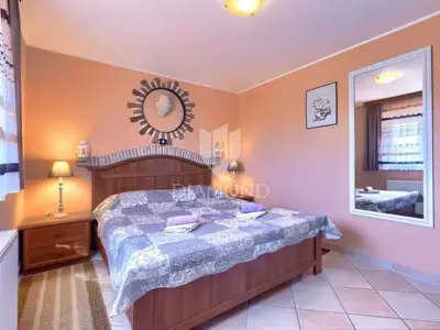 Umag, Umgebung! Wunderschönes Apartmenthaus mit Pool in Meeresnähe! - 7