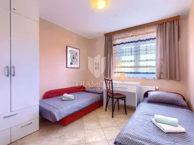 Umag, Umgebung! Wunderschönes Apartmenthaus mit Pool in Meeresnähe! - 10