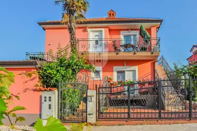 Umag, Umgebung! Wunderschönes Apartmenthaus mit Pool in Meeresnähe! - 2