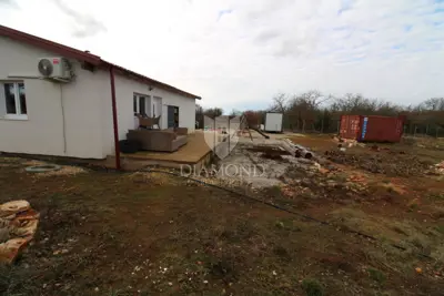 Kuća 10.350 m², Smoljanci - velika okućnica i intima - 4