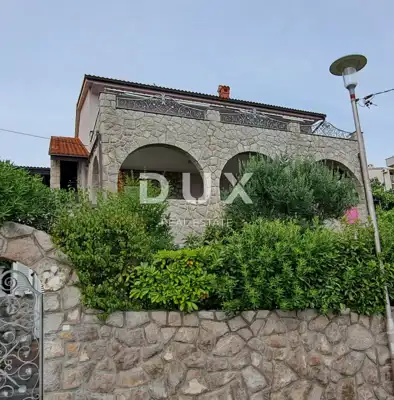 Haus 300 m², Crikvenica - 100 m vom Meer