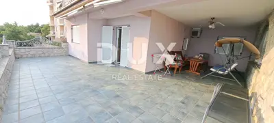 Haus 300 m², Crikvenica - 100 m vom Meer - 17