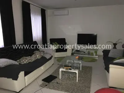 Kuća, Brač, 220 m², 530 000 € - 5