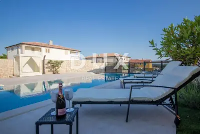 House for sale in Nova Vas, 178,7 m² - 6