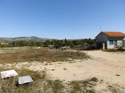 Građevinsko zemljište 12.074 m², Dubrava kod Šibenika - 2