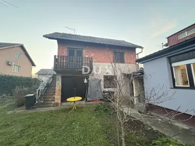 House 201 m², Donja Dubrava - for renovation and investment - 2