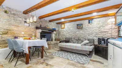 Haus 66 m², Svetvinčenat, Pool und Gartenanlage - 10