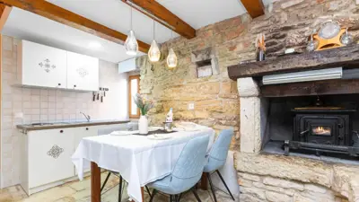 Haus 66 m², Svetvinčenat, Pool und Gartenanlage - 11