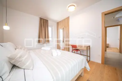 Gebäude 475 m², Vrsi - Pool und Sommerküche - 18