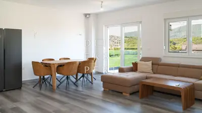 Gornji Desinec, Useljiv četverosoban stan u novogradnji - 95 m²