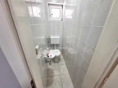 Apartman 100 m od mora i centra Malinske, dvije spavaće sobe - 14