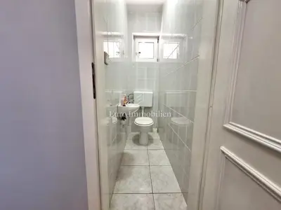 Apartman 100 m od mora i centra Malinske, dvije spavaće sobe - 13