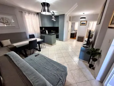 Apartman 100 m od mora i centra Malinske, dvije spavaće sobe - 11