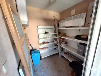 Apartman 100 m od mora i centra Malinske, dvije spavaće sobe - 16
