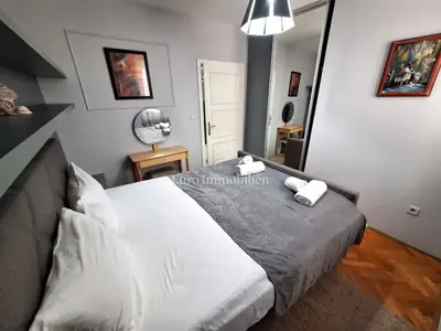 Apartman 100 m od mora i centra Malinske, dvije spavaće sobe - 4
