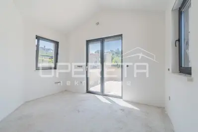 Kuća 172 m², Poreč - mediteranski stil i privatnost - 13