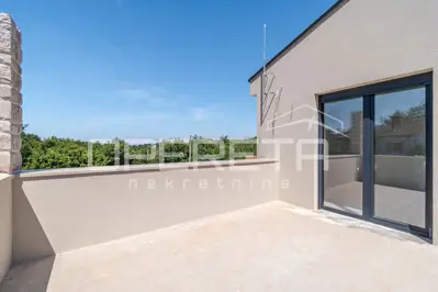 Kuća 172 m², Poreč - mediteranski stil i privatnost - 15