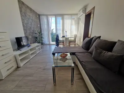 Apartment 50 m², Kaštanjer Pula - near the center and amenities - 2