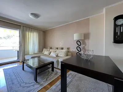 Stan 68 m², centar Makarske, pogled na more - 22