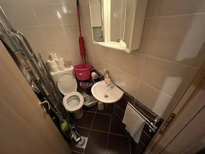 Stan 68 m², centar Makarske, pogled na more - 13