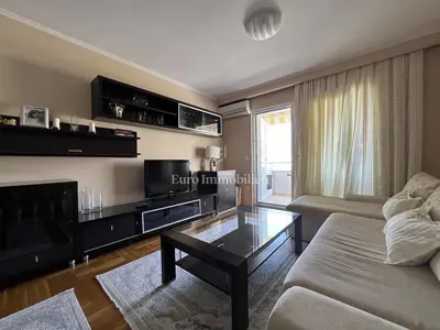 Stan 68 m², centar Makarske, pogled na more - 4