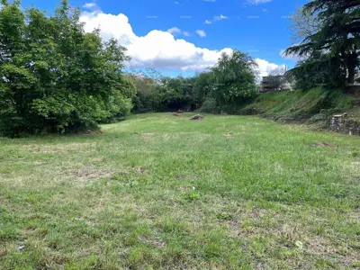 Građevinsko zemljište 1 137 m², Kanfanar, prilazni put - 6
