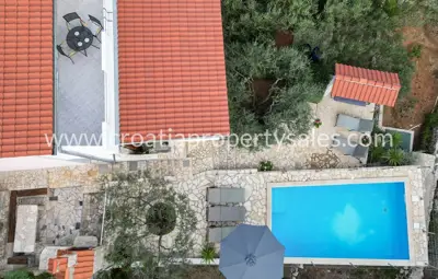 House, Otok Vis, 255 m², 900 000 € - 2