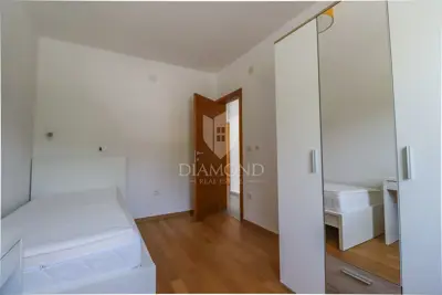 Haus zum Kauf in Centar, 250 m² - 16