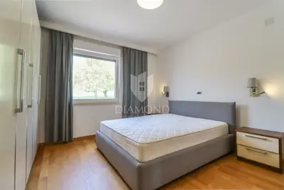 Haus zum Kauf in Centar, 250 m² - 12