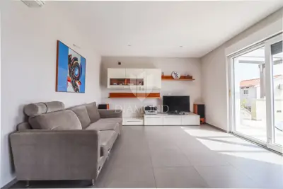 Haus zum Kauf in Centar, 250 m² - 6