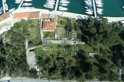 Land plot for sale in Milna - 2
