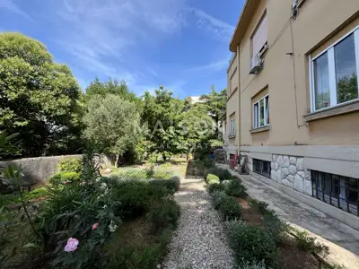 Rijeka, Pećine - Historical Villa with Mediterranean Garden - 10