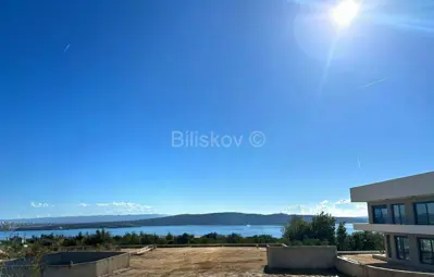 Vila 251 m², Kaštel Sućurac - pogled na more - 2
