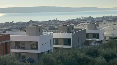 Vila 251 m², Kaštel Sućurac - pogled na more - 7