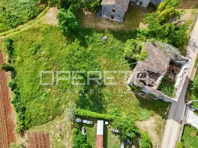 Old house 150 m², Vižinada - investment for a tourist project - 7